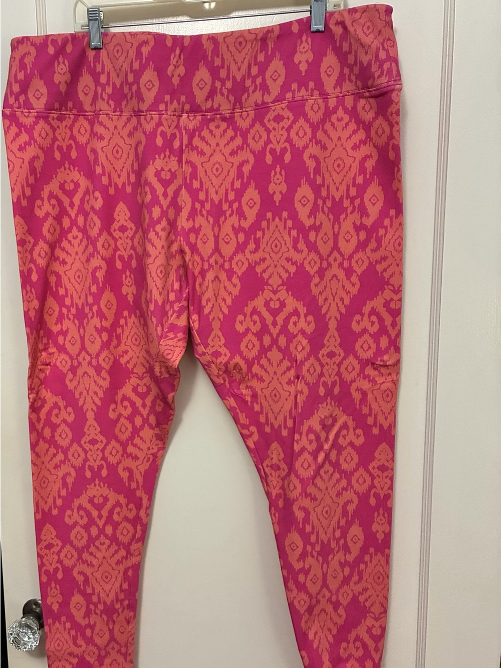 Soft Surroundings Pink & Orange Patterned Leggings